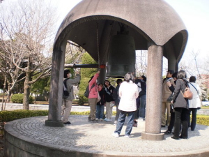広島平和記念公園内の碑めぐり
