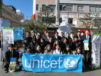 20161217_shizuoka-unicef_hand-in-hand4.JPGのサムネイル画像