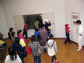 s2011_manabukai_kanamaruki_11_05.jpg