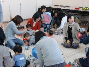 ふれあい♪子育てひろばイメージ