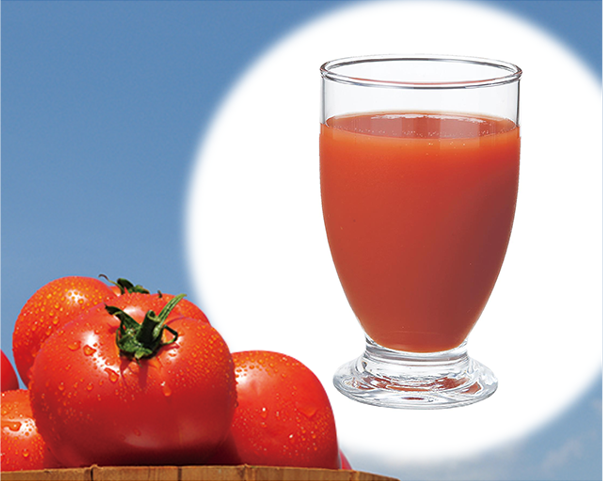 真夏の畑から、完熟の味をお届け！ CO・OP旬に搾った信州のトマトジュース(食塩無添加) トマトをそのまま搾った感じ、さっぱりしてとても飲みやすいです。長野産トマトと産地も分かるのが良いですね。（ｋさん）